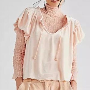 Free People “Terese Top”. Pink Velvet. Flouncy Sleeves. Size M. NWOT.